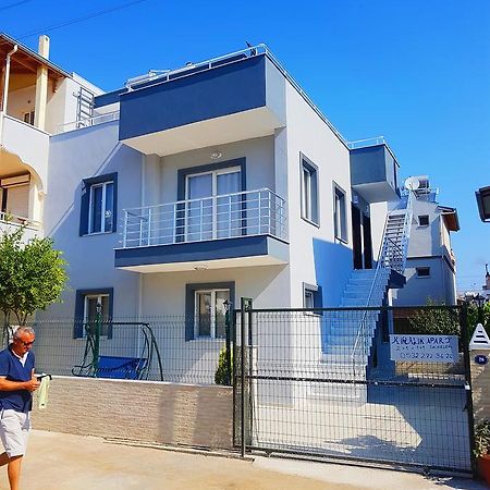 Ürkmez Ata Apart Hotels מראה חיצוני תמונה