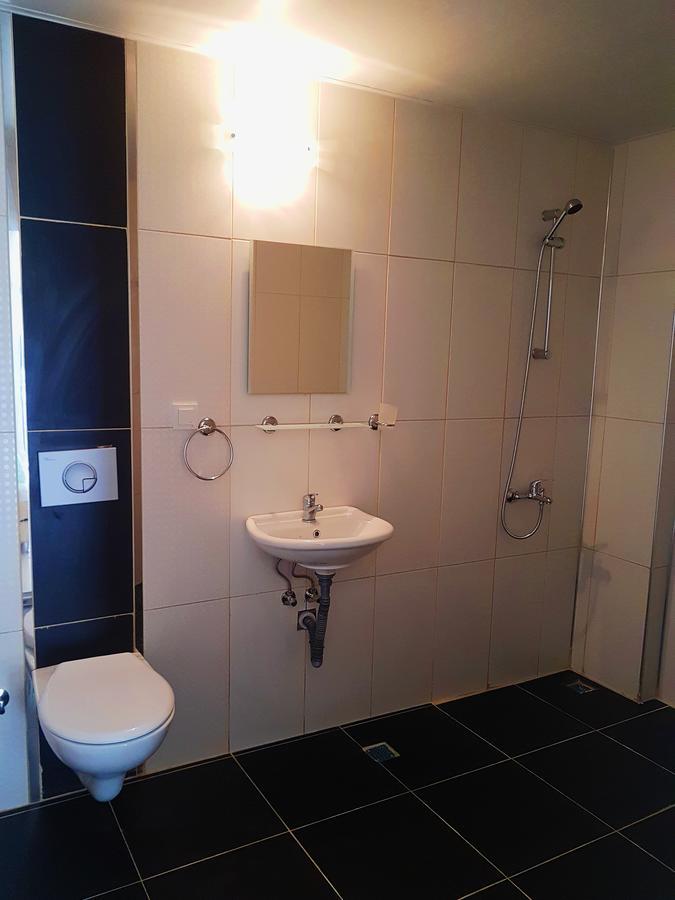 Ürkmez Ata Apart Hotels מראה חיצוני תמונה