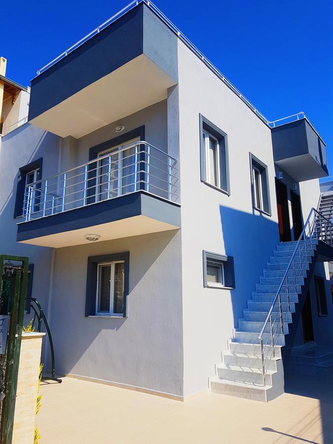 Ürkmez Ata Apart Hotels מראה חיצוני תמונה
