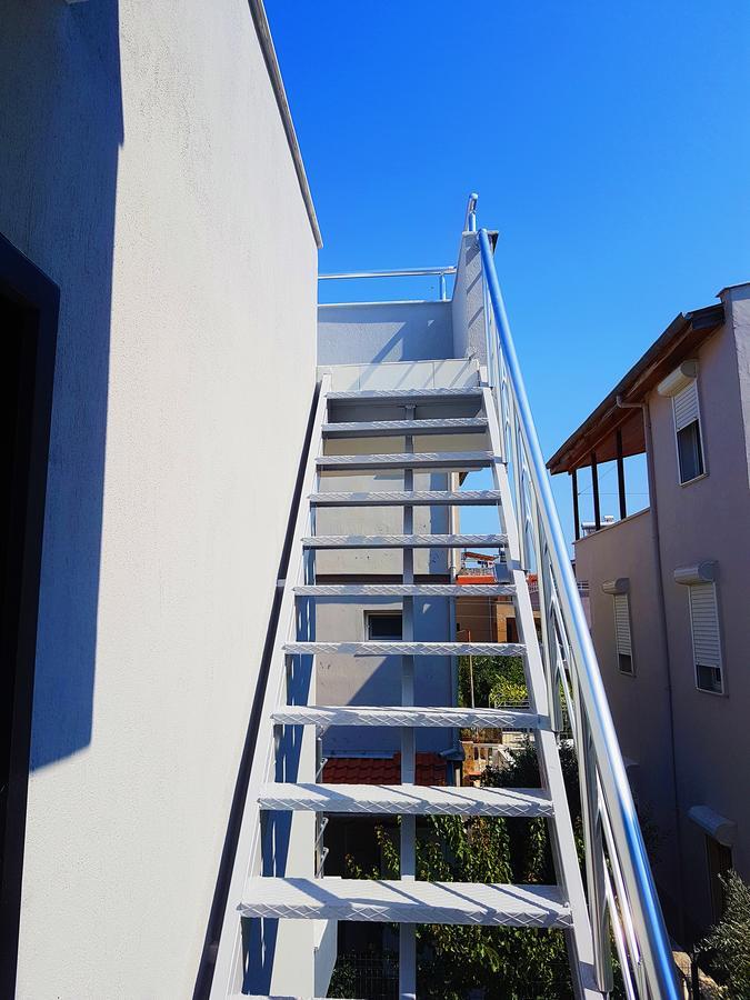Ürkmez Ata Apart Hotels מראה חיצוני תמונה