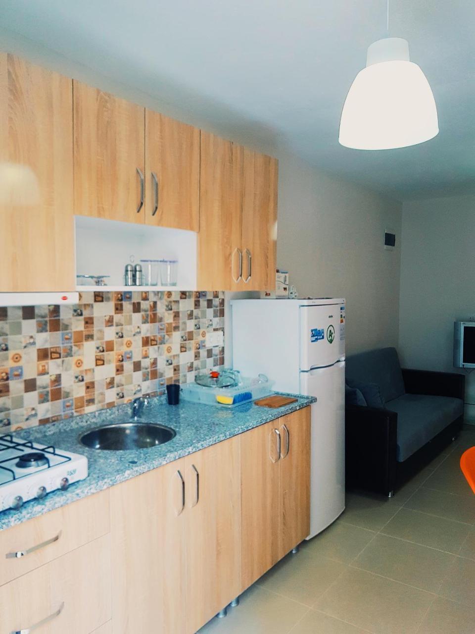 Ürkmez Ata Apart Hotels מראה חיצוני תמונה