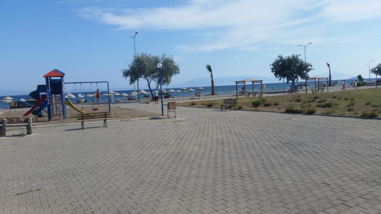 Ürkmez Ata Apart Hotels מראה חיצוני תמונה